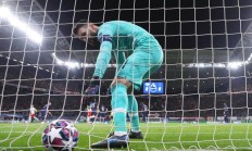 爱游戏娱乐下载 -马赛窗口期临场应变；志在意甲名次提升；球迷炸锅；控场能力受关注(日职威廉立博临场)